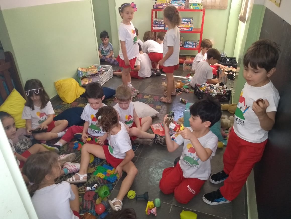 PROJETO INTEGRAÇÃO ❤O PROJETO INTEGRAÇÃO das turmas do Infantil II e III tem o objetivo de integrá-las e prepará-las para o próximo ano. Neste projeto, as crianças brincam e divertem-se realizando atividades dirigidas com a Professora Patricia.❤